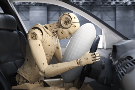 Crash tesh dummy in car