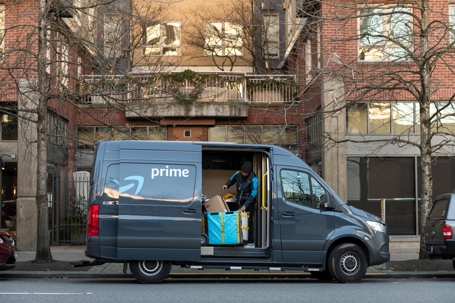 amazon delivery driver and van