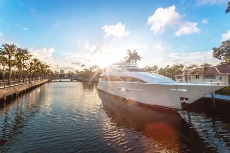 Sunset at Fort Lauderdale canals. Luxury yachts in Las Olas Boulevard, Florida, USA stock photo